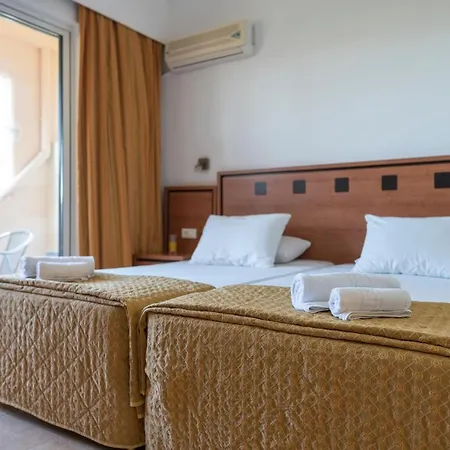 Ξενοδοχείο Myrina Beach 4*