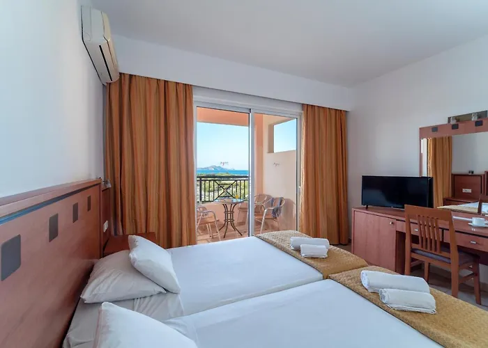 Myrina Beach Hotell 4*