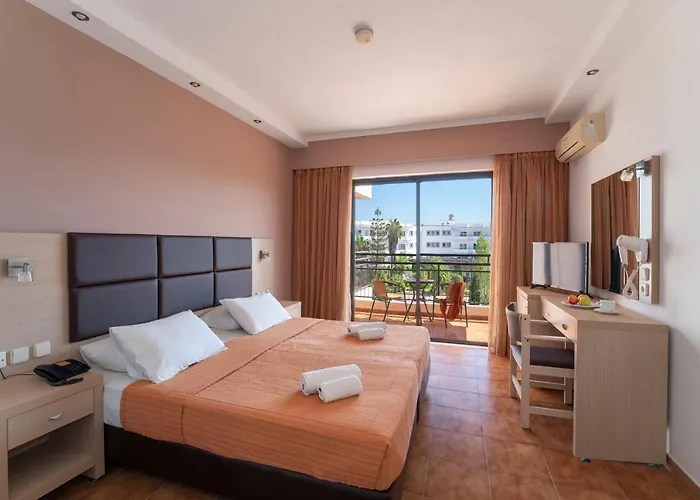 Myrina Beach 4* Κολύμπια