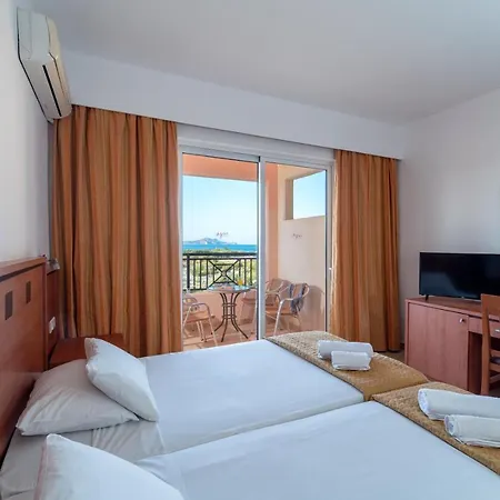 Myrina Beach Otel 4*